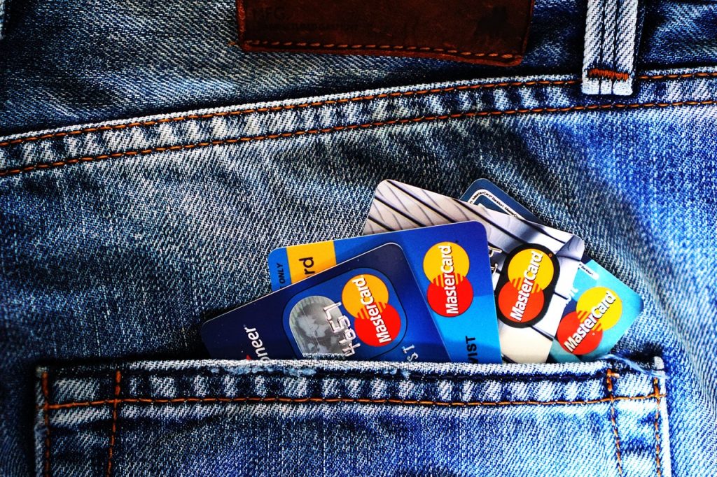 three credit card traps to avoid